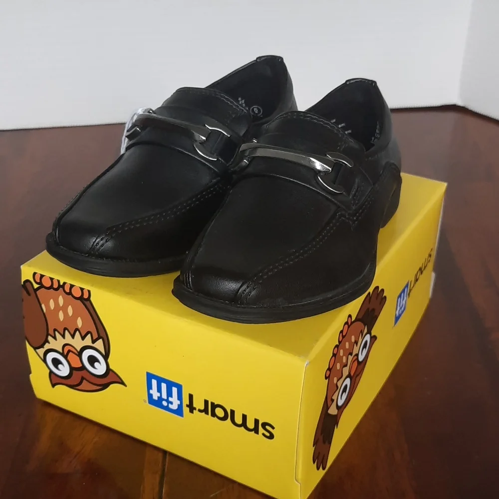 Smart Fit dress shoes size 6 toddler